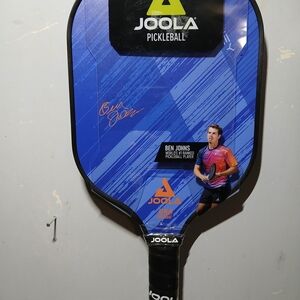 JOOLA (Ben Johns Worlds #1 Ranked Pickelball Player) Pickelball Padle.